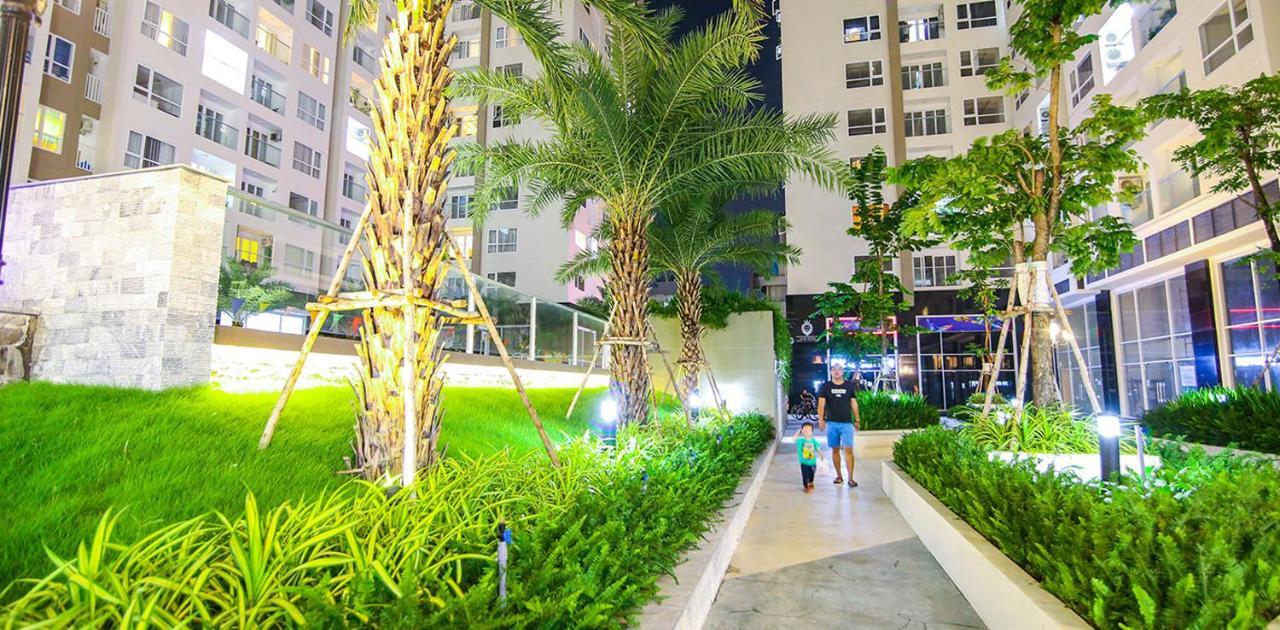 Căn hộ Austin Sky Center - Near Tan Son Nhat Airport TP. Hồ Chí Minh